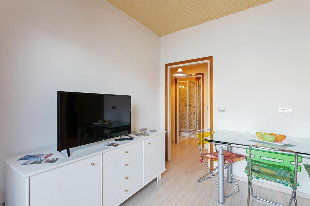 Attic Lake View 벨라노 외부 사진
